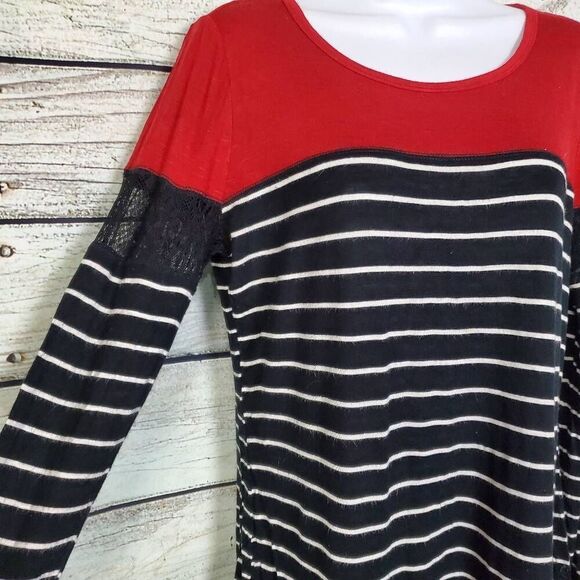 Maurices 24/7 Women’s Red/Black Stripe Long Sleeve Top Size S - Picture 3 of 7